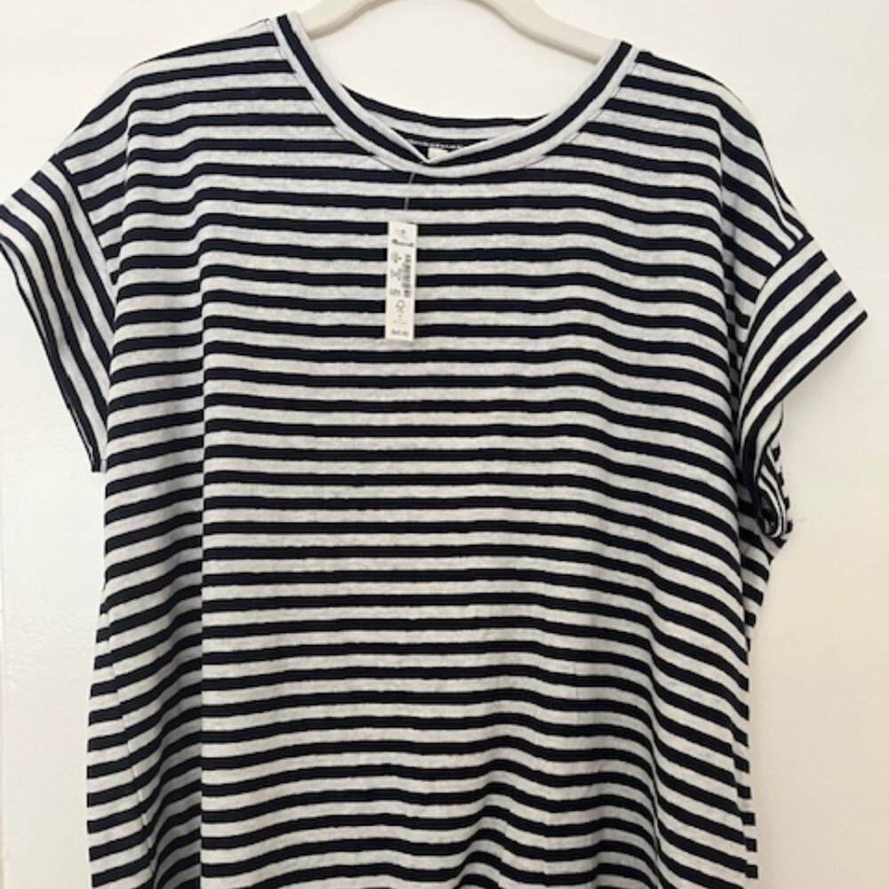 NWT Madewell Navy Blue and Light Grey Striped Tshirt